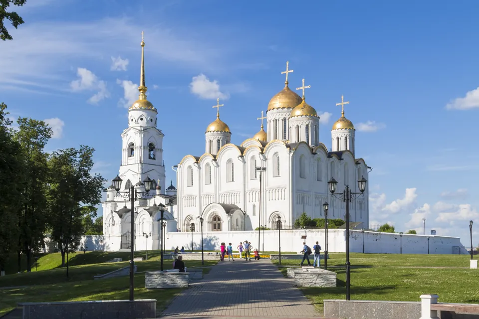 Владимир: белый камень и высота